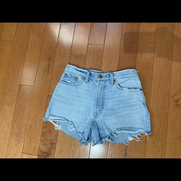 Abercrombie shorts - Picture 4 of 4